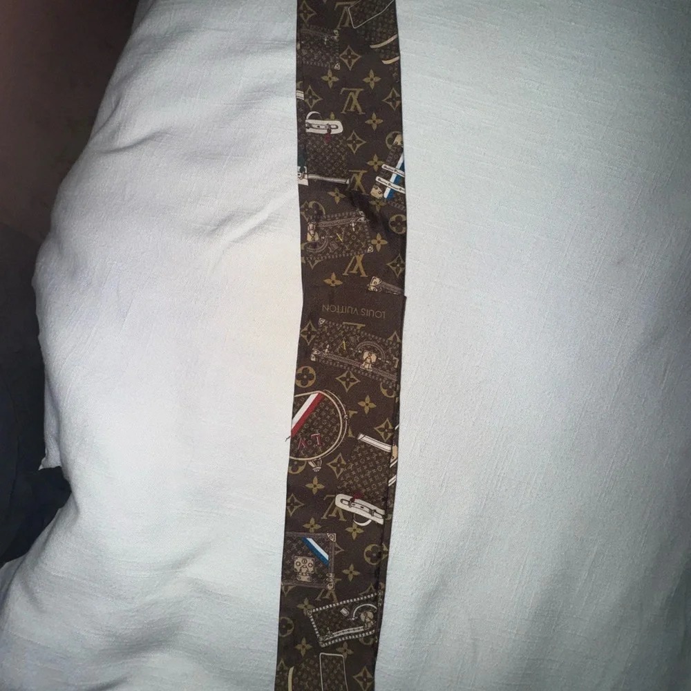 Louis Vuitton RARE logomania silk BANDEAU